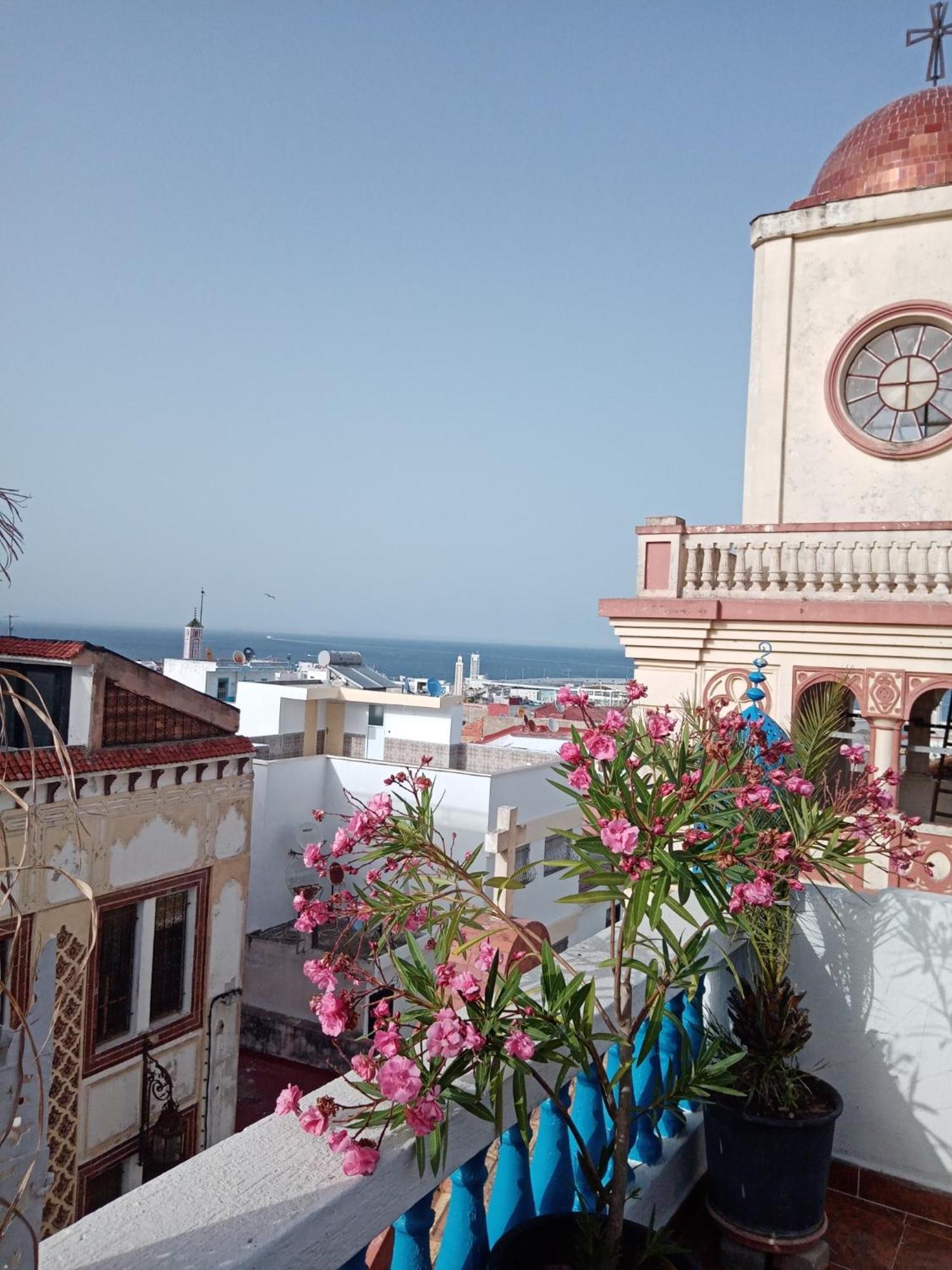 Tangier Medina Roof Top Apartment With Ocean Views Екстериор снимка